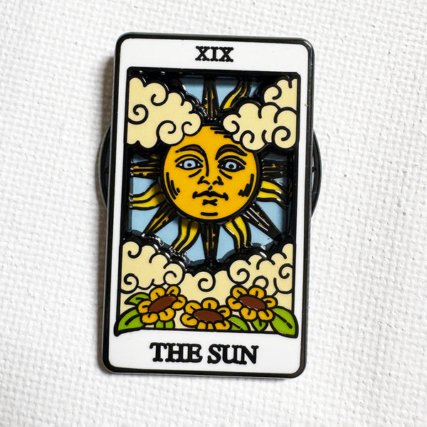 Deluxe Spinning Sun Tarot Card Pin