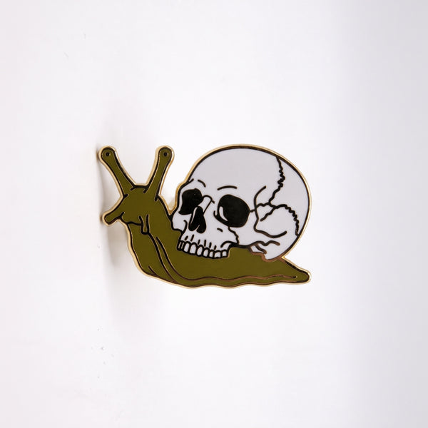Skull Snail enamel pin