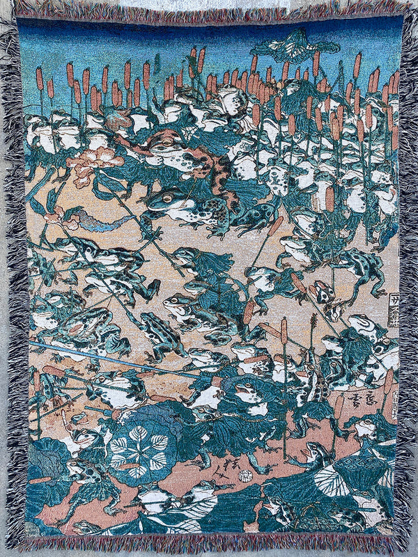 Kyosai Fashionable Battle Of The Frogs Blanket