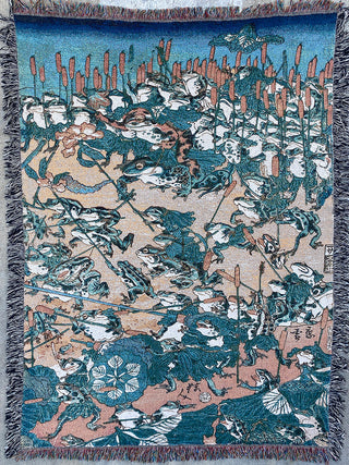 Kyosai Fashionable Battle Of The Frogs Blanket